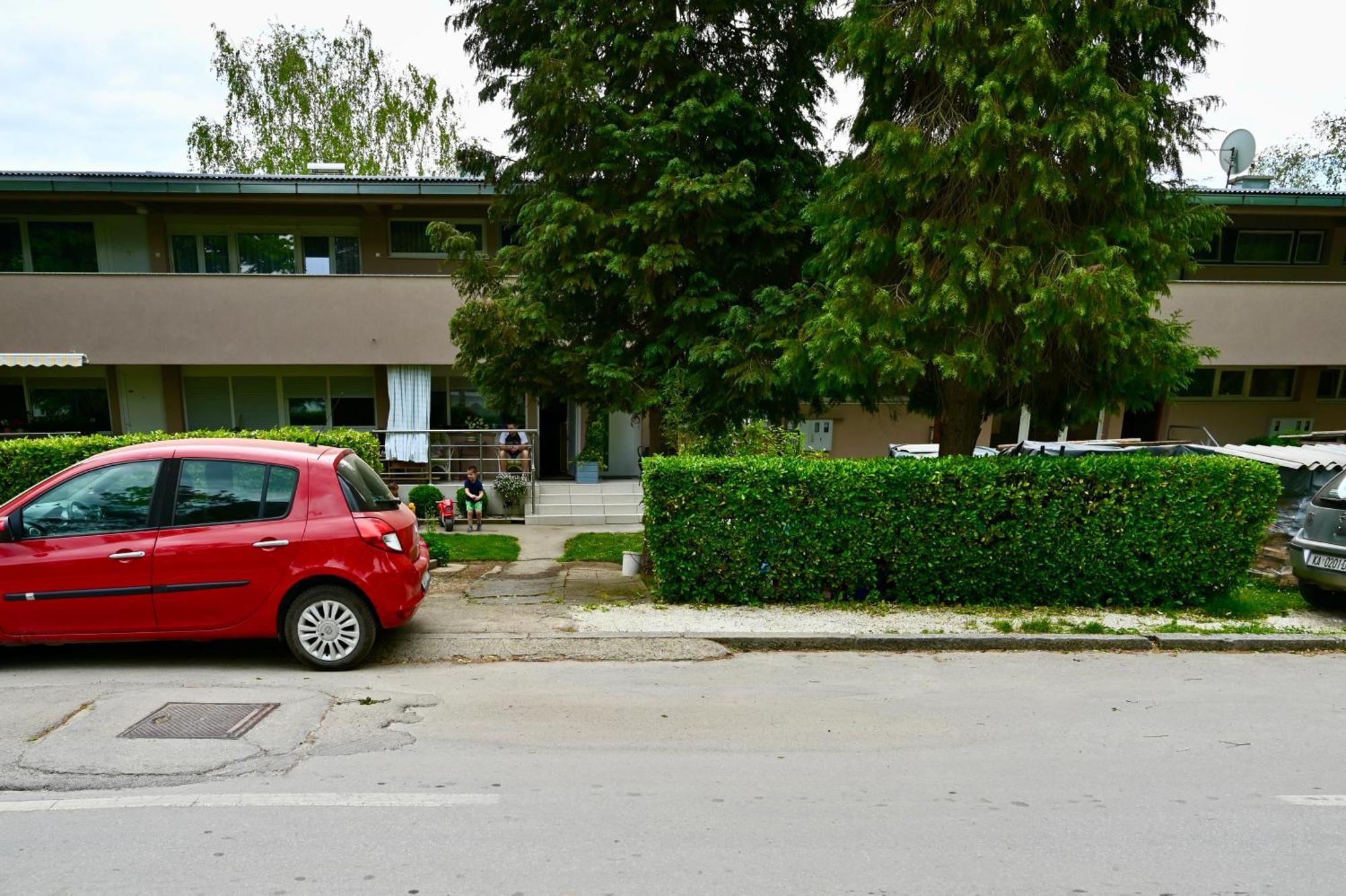 Studio Apartman Una -Self Check In,Free Parking Károlyváros Kültér fotó
